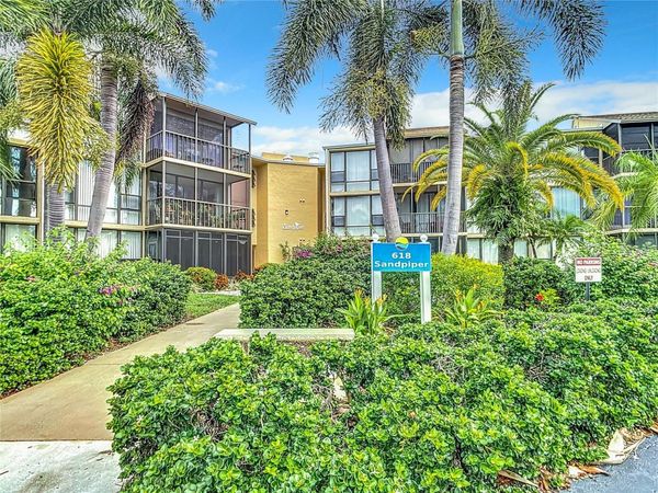 618 BIRD BAY DRIVE S, Unit 202, VENICE, FL 34285
