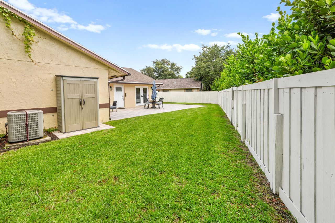 1672 Hawthorne Place, Wellington, FL 33414 Photo