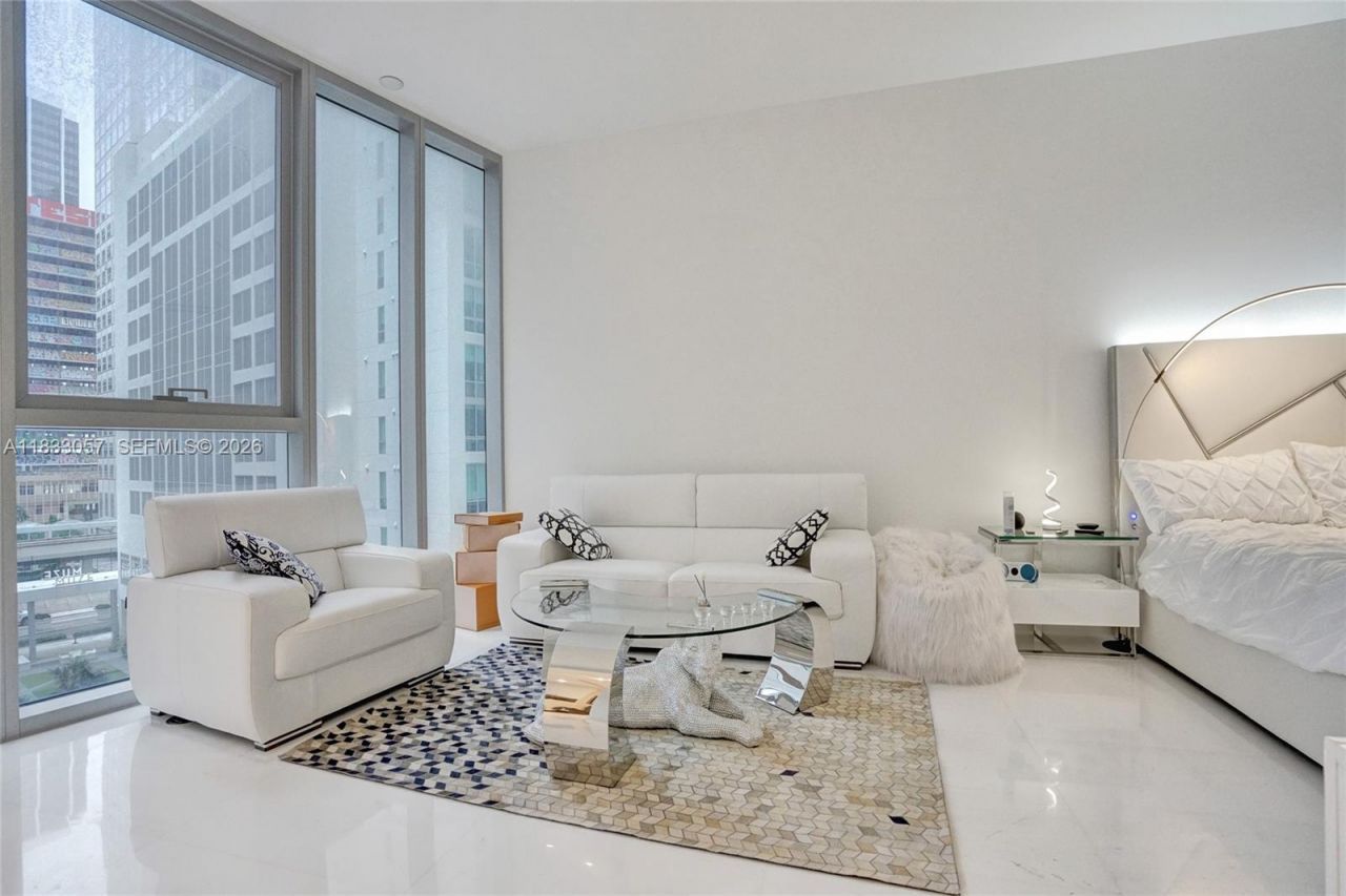 300 Biscayne Blvd Way, Unit 505C, Miami, FL 33131 Photo