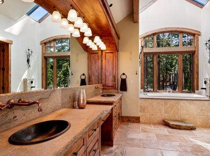 3567 Saddle Road, South Lake Tahoe, CA 96150 Photo