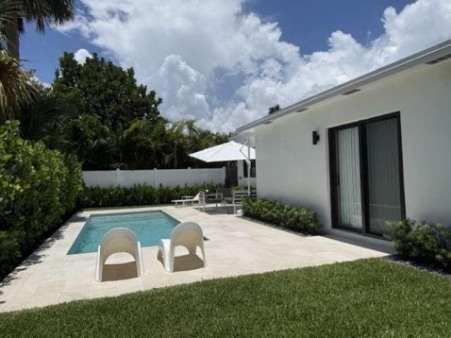 358 Putnam Ranch Road, West Palm Beach, FL 33405 Photo