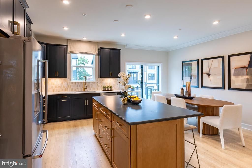 1809 Constellation Drive, Baltimore, MD 21222 Main Photo