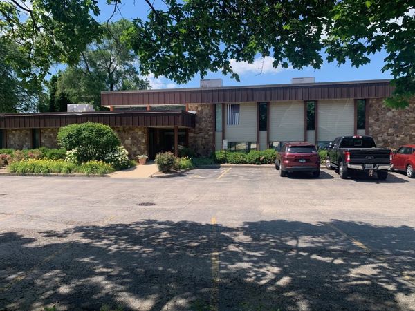 85 Market Street, Elgin, IL 60123