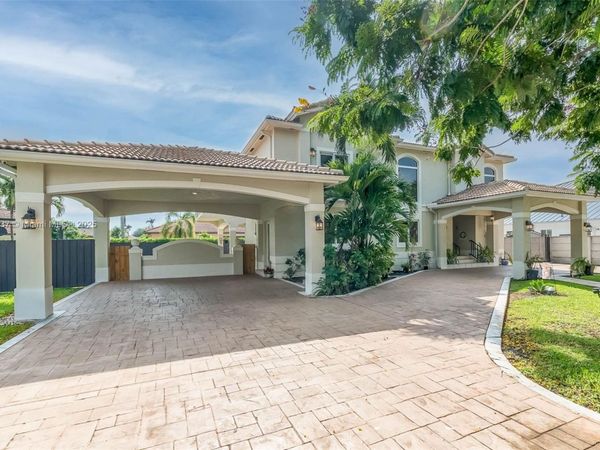 4665 SW 159th Ct, Miami, FL 33185