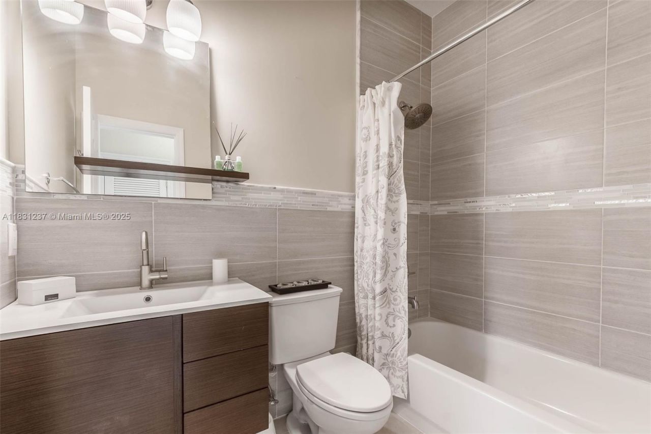 4665 SW 159th Ct, Miami, FL 33185 Photo