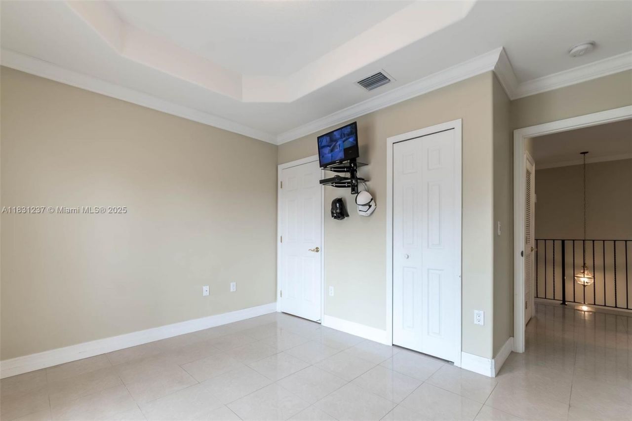 4665 SW 159th Ct, Miami, FL 33185 Photo