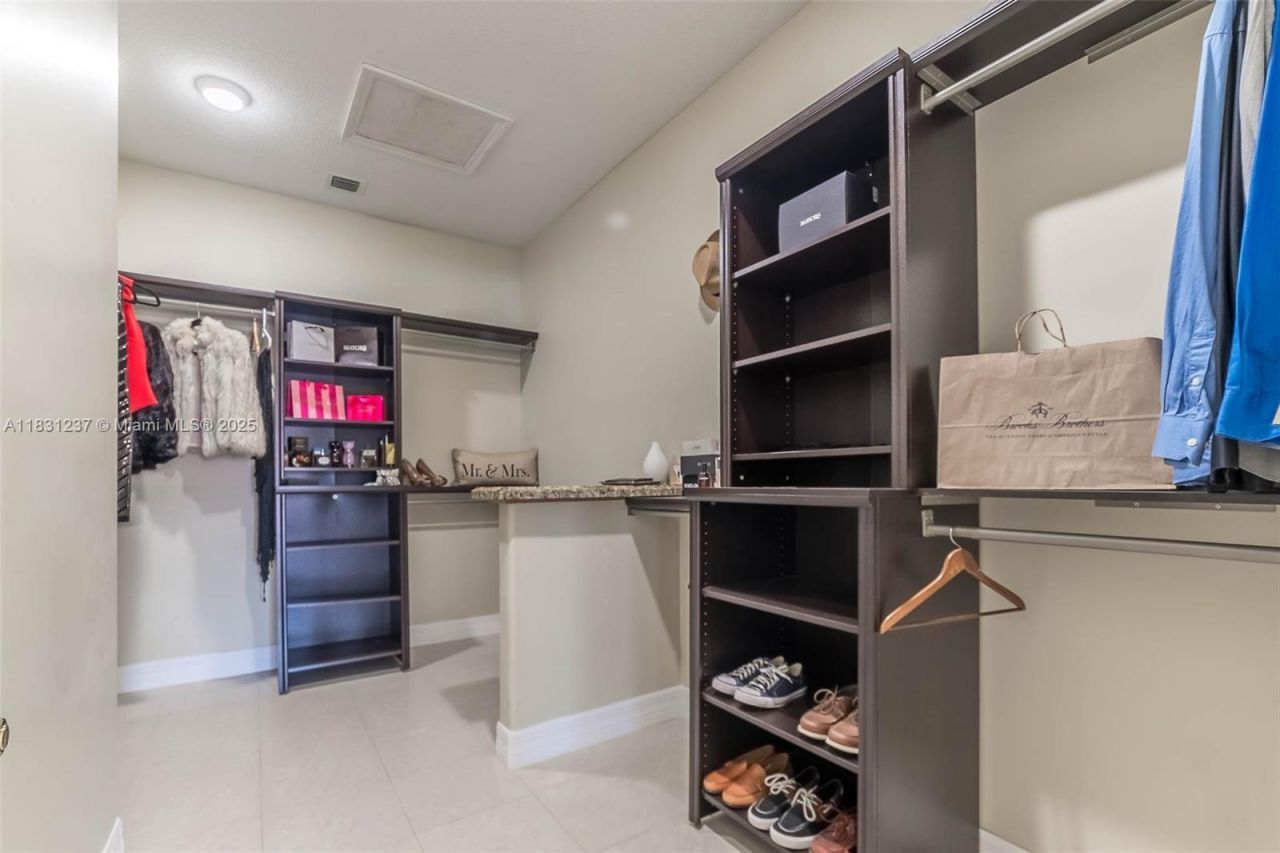 4665 SW 159th Ct, Miami, FL 33185 Photo