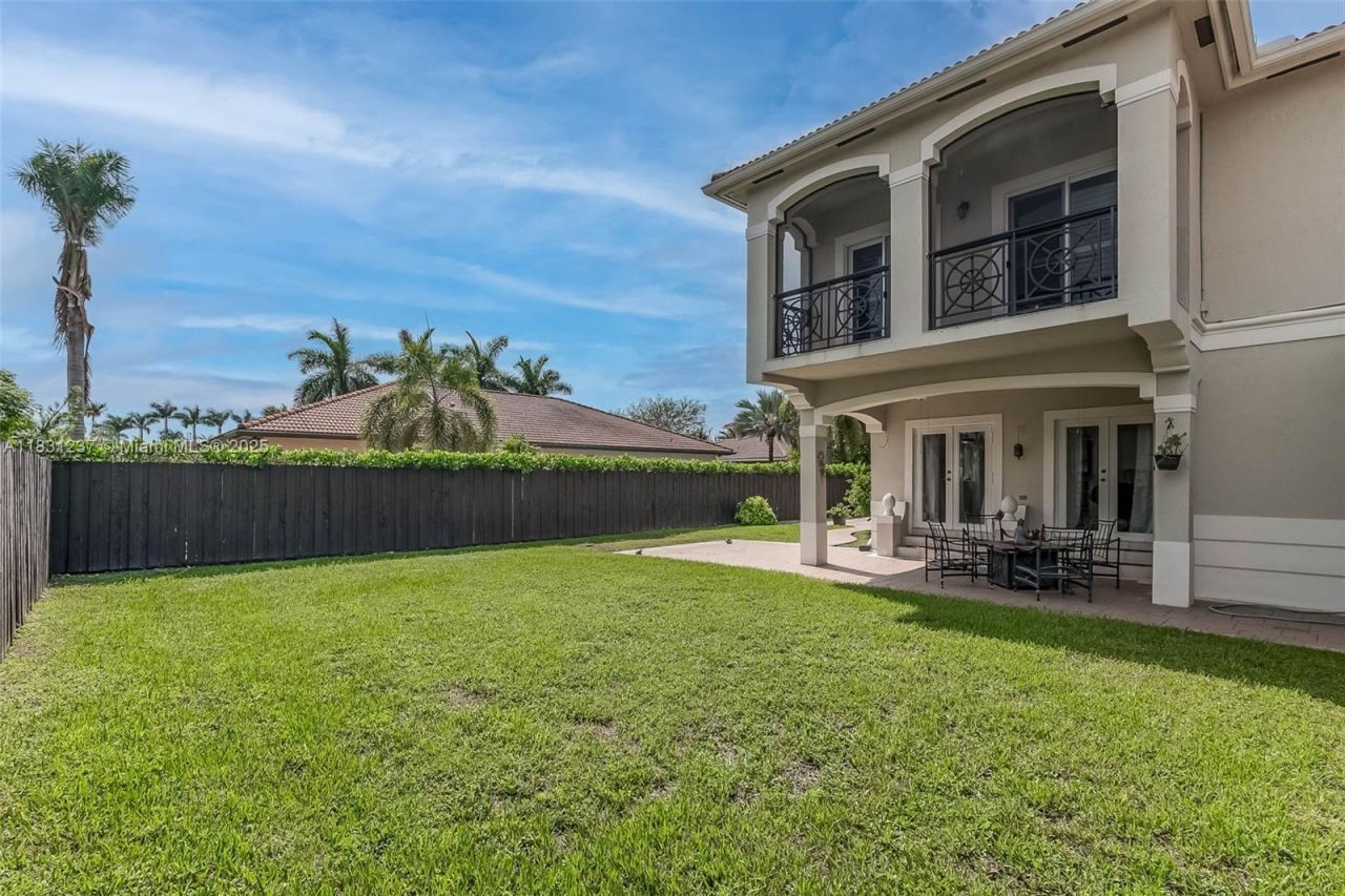 4665 SW 159th Ct, Miami, FL 33185 Photo