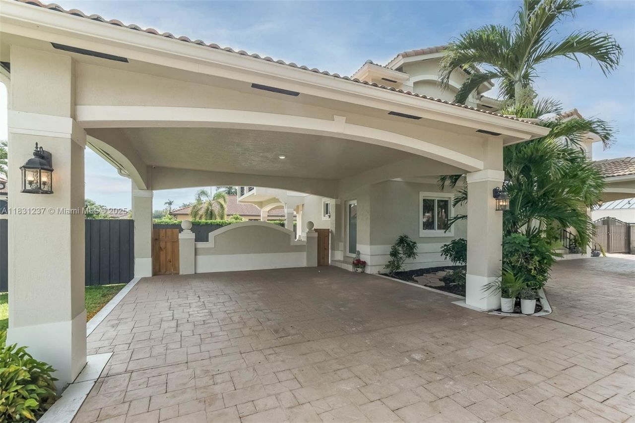 4665 SW 159th Ct, Miami, FL 33185 Photo