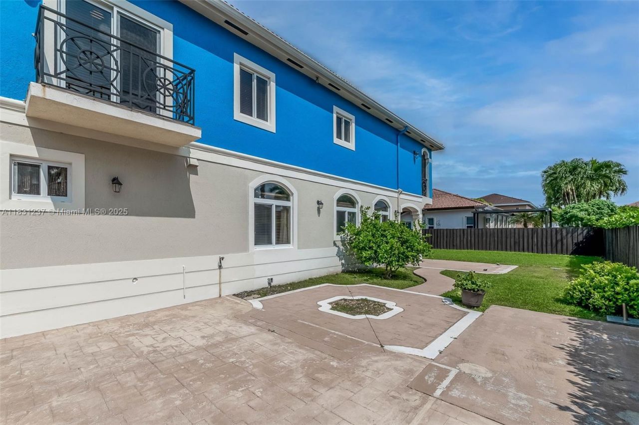 4665 SW 159th Ct, Miami, FL 33185 Photo