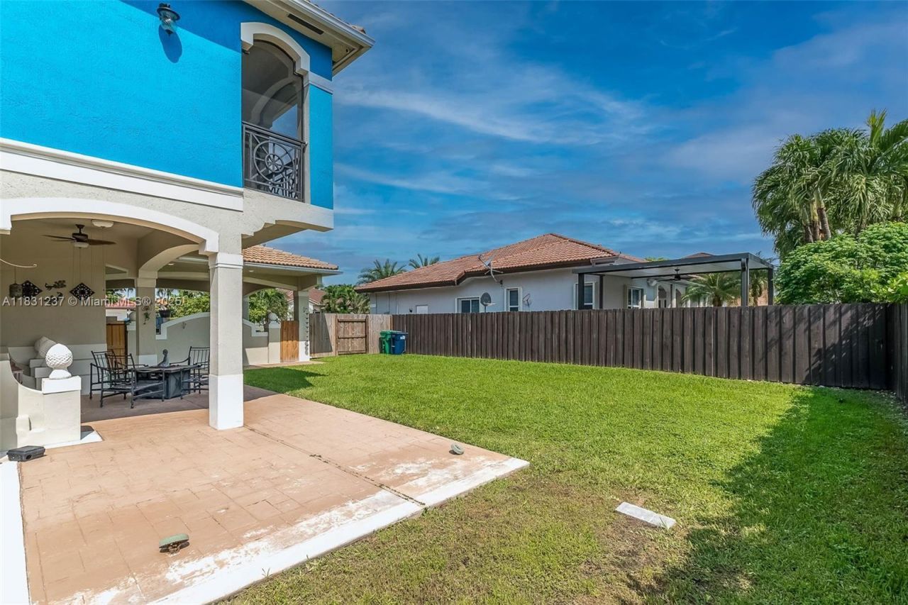 4665 SW 159th Ct, Miami, FL 33185 Photo