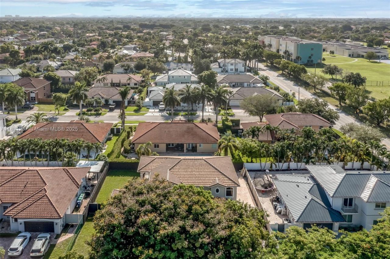 4665 SW 159th Ct, Miami, FL 33185 Photo