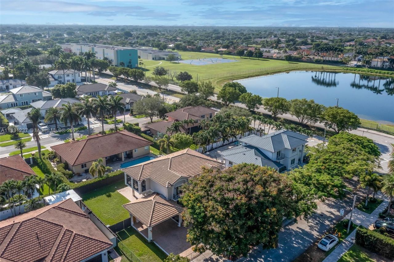 4665 SW 159th Ct, Miami, FL 33185 Photo