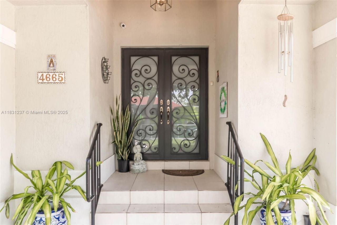 4665 SW 159th Ct, Miami, FL 33185 Photo