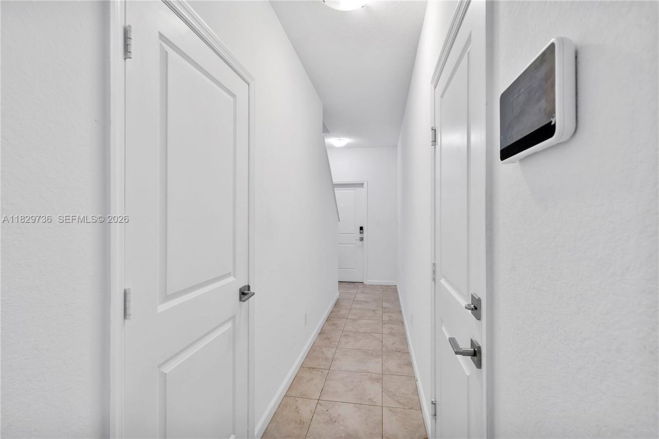 1128 NW 40th Ter, Lauderhill, FL 33313 Photo