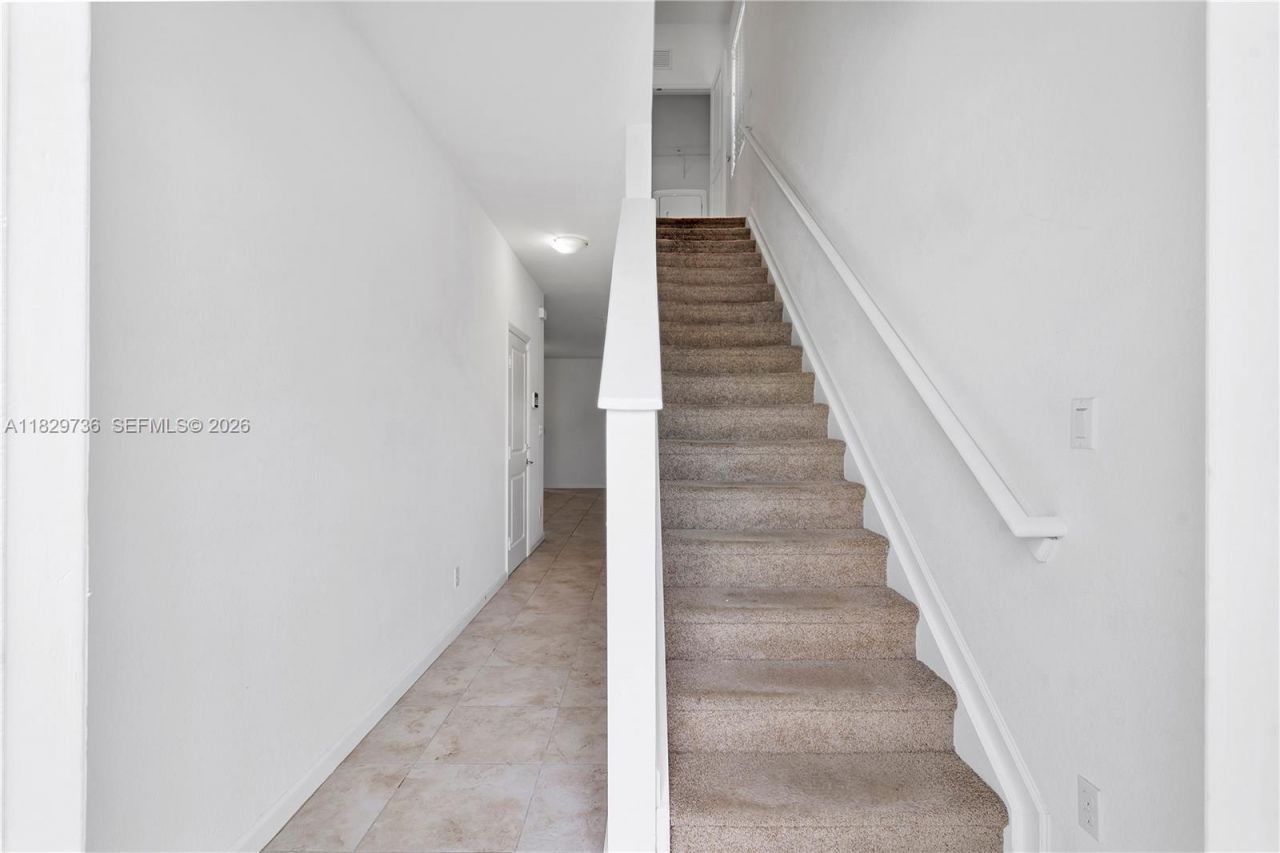 1128 NW 40th Ter, Lauderhill, FL 33313 Photo