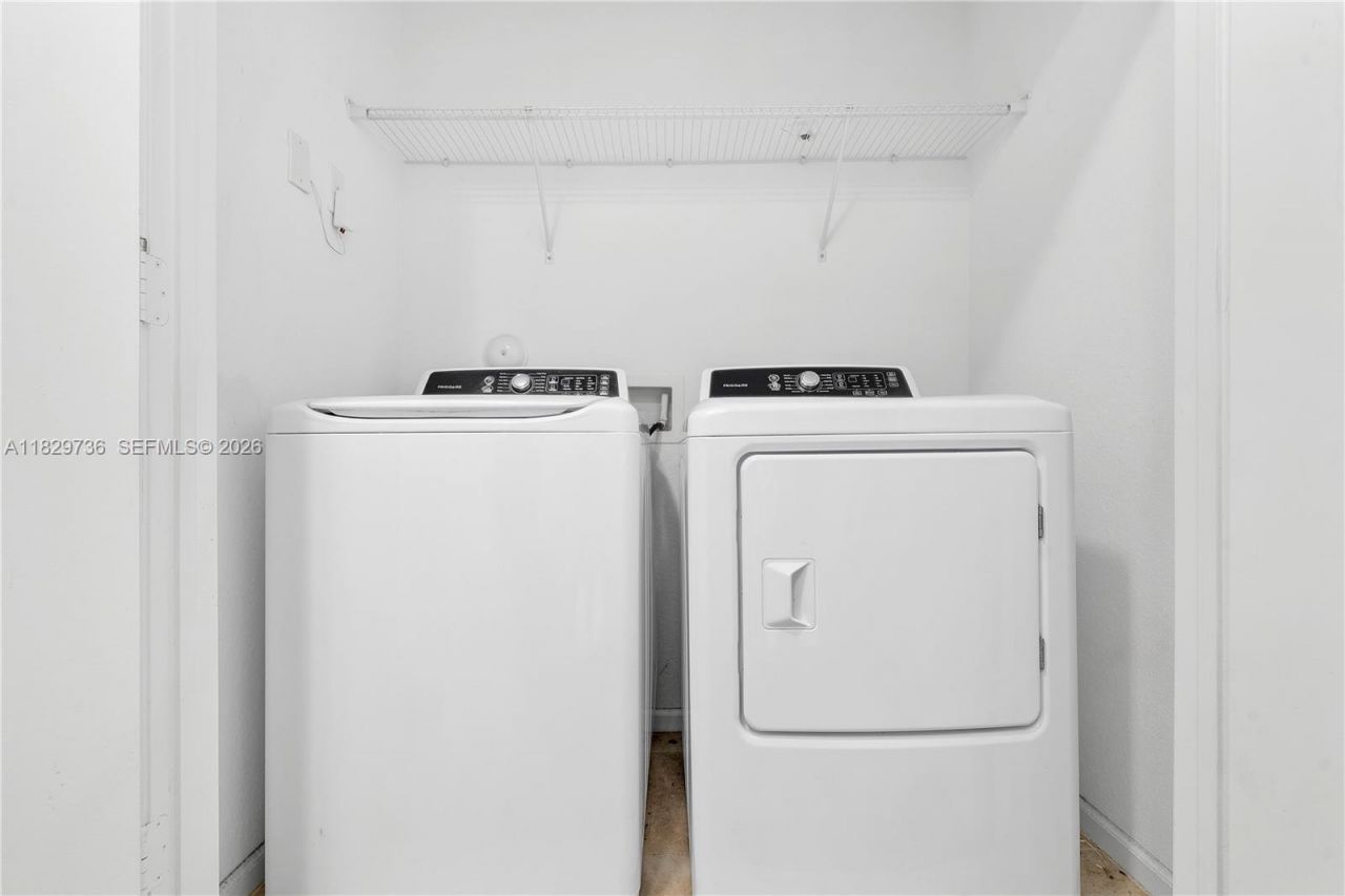 1128 NW 40th Ter, Lauderhill, FL 33313 Photo