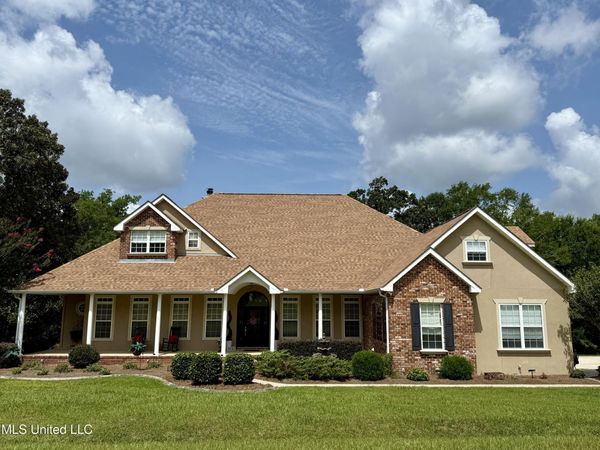 8289 Ridgewood Drive, Kiln, MS 39556