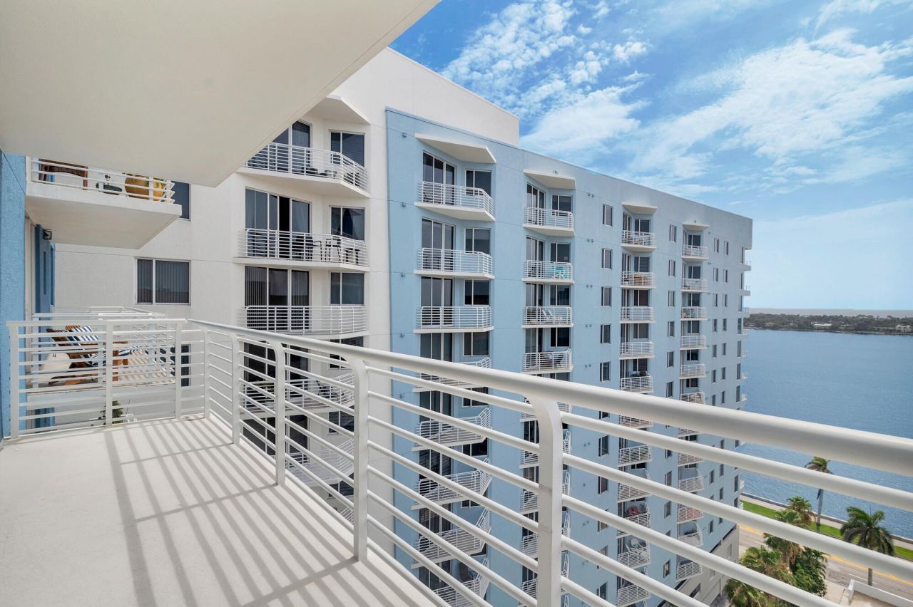 1551 N Flagler Drive, Unit 1511, West Palm Beach, FL 33401 Photo