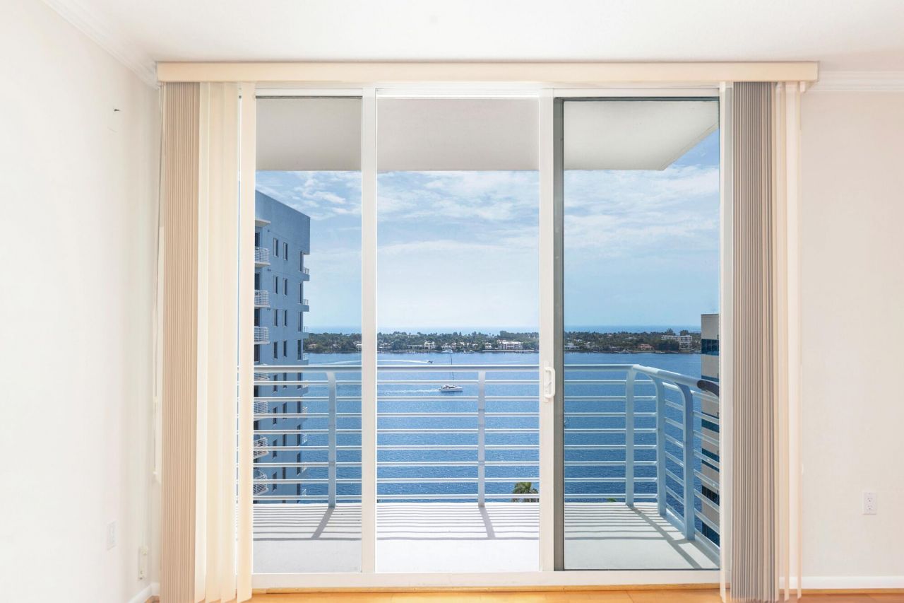 1551 N Flagler Drive, Unit 1511, West Palm Beach, FL 33401 Photo