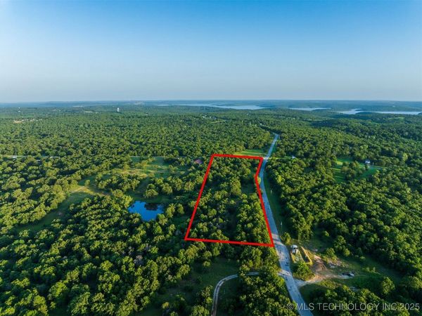 2 Ranch Land Road, Skiatook, OK 74070