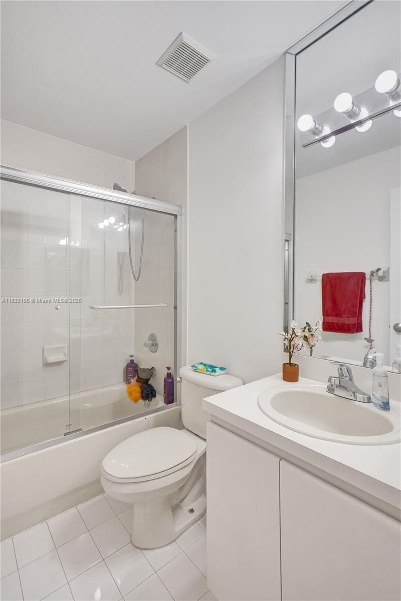 898 NW 131st Ave, Miami, FL 33182 Photo