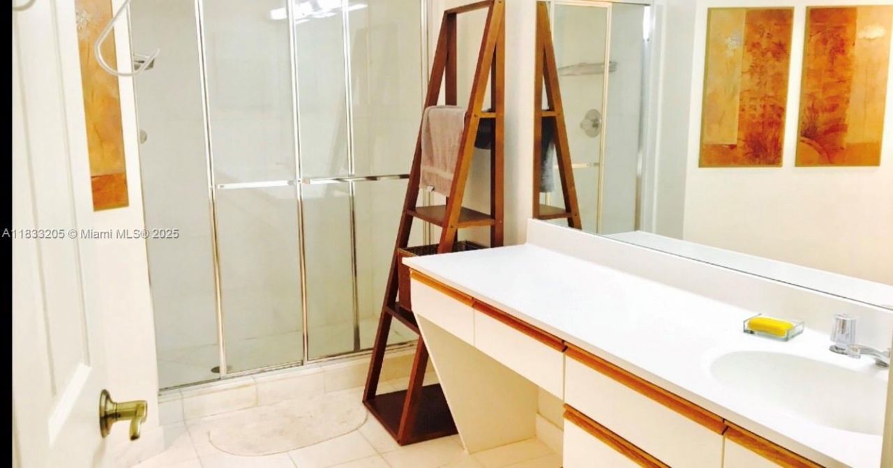 3530 Mystic Pointe Dr, Unit 1208, Aventura, FL 33180 Photo