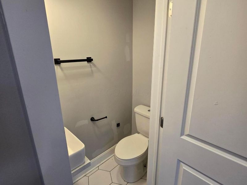 1035 Sullivant Avenue, Columbus, OH 43223 Photo 15