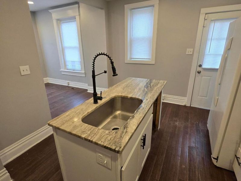 1035 Sullivant Avenue, Columbus, OH 43223 Photo 19