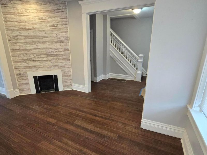 1035 Sullivant Avenue, Columbus, OH 43223 Photo 8