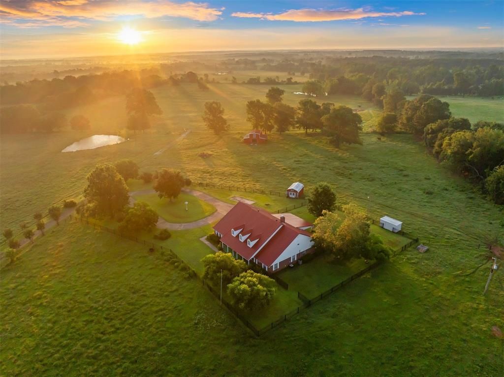 802 N Denison Road, Idabel, OK 74745 Main Photo