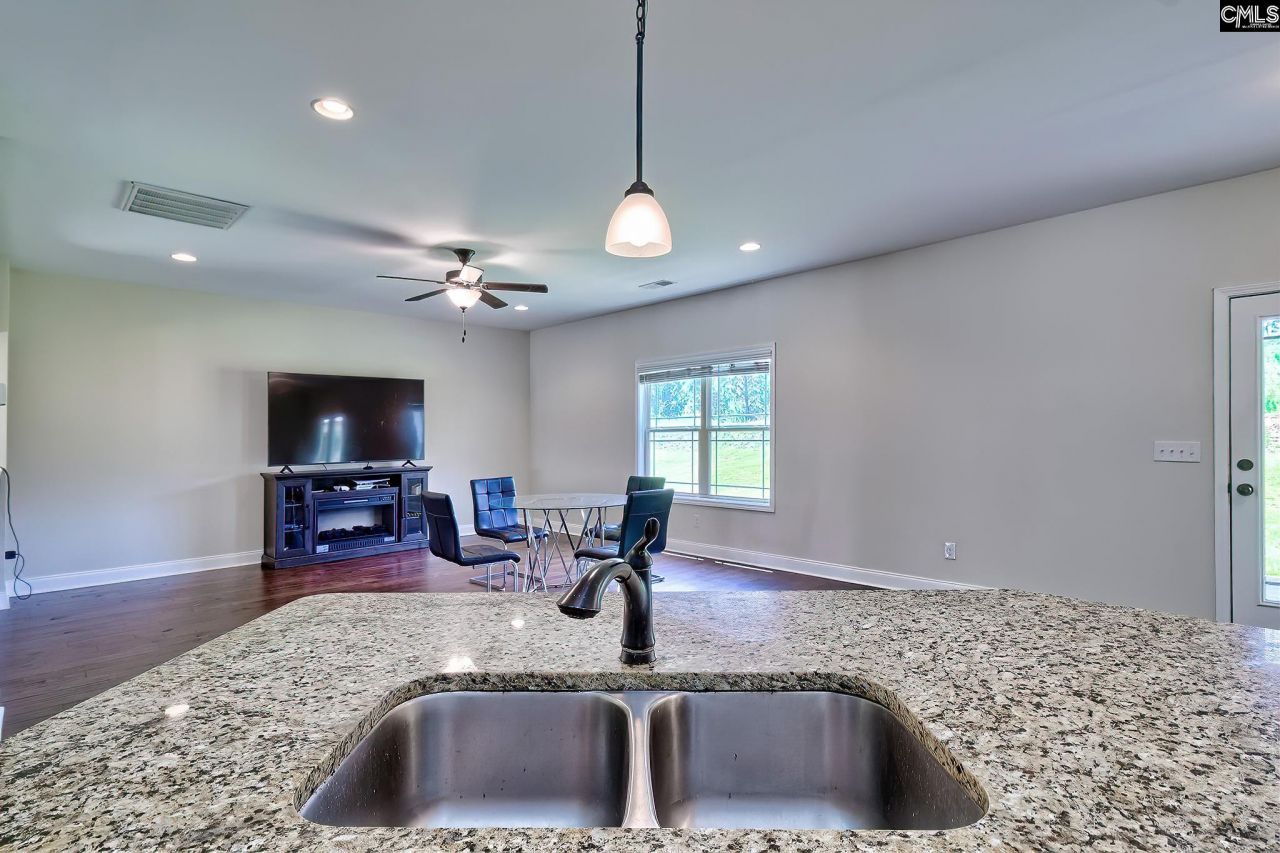 139 Shoals Landing Drive Photo 14