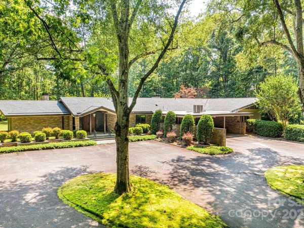 153 Hillhaven Place SE, Lenoir, NC 28645