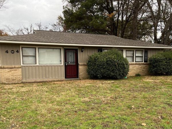 404 STONEHAM RD, Memphis, TN 38109