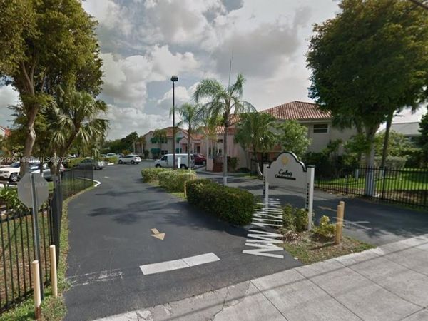 11201 NW 7th St, Unit 204, Sweetwater, FL 33172