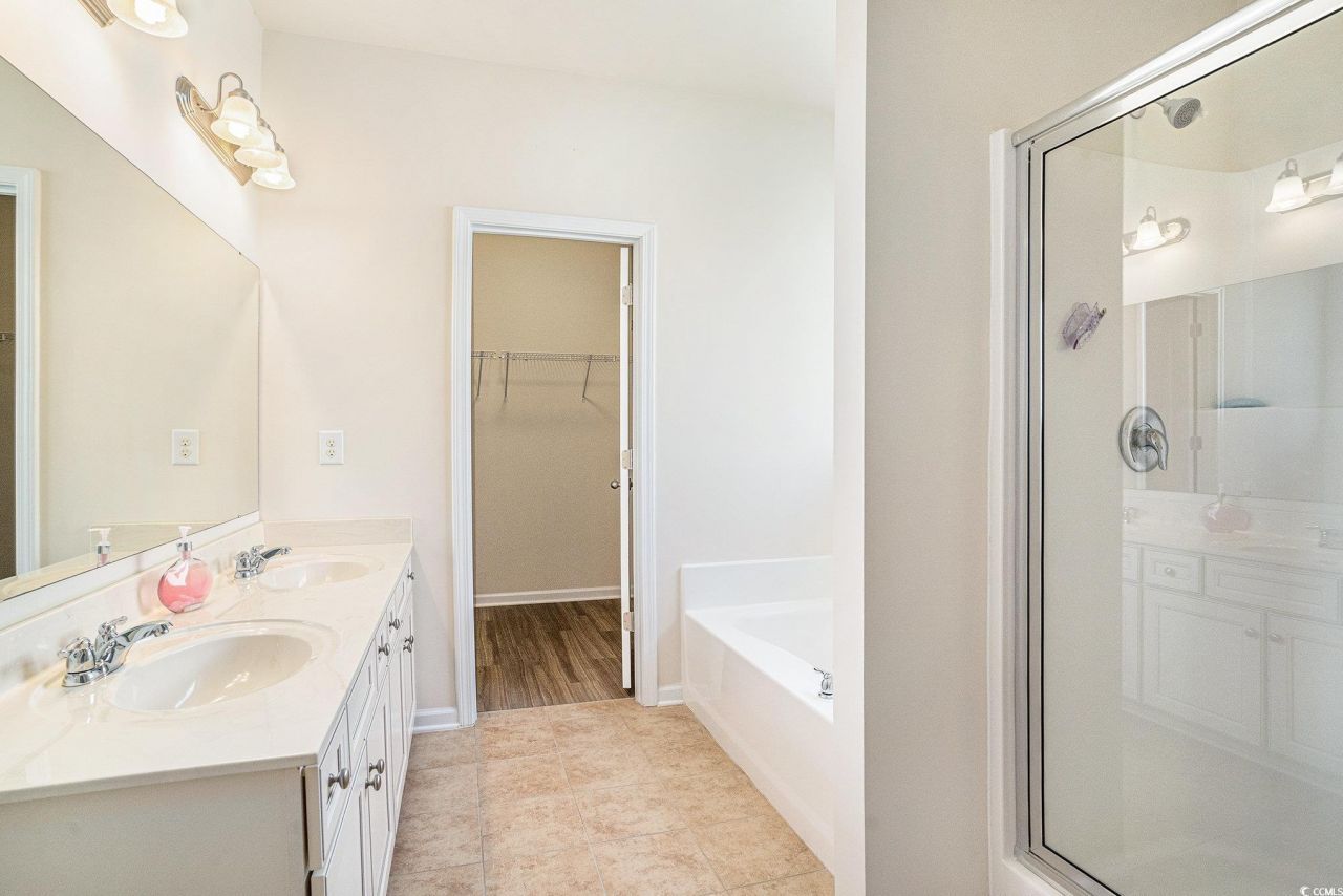 737 Lafayette Park Dr. Photo 20