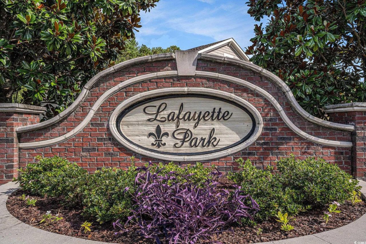 737 Lafayette Park Dr. Photo 28