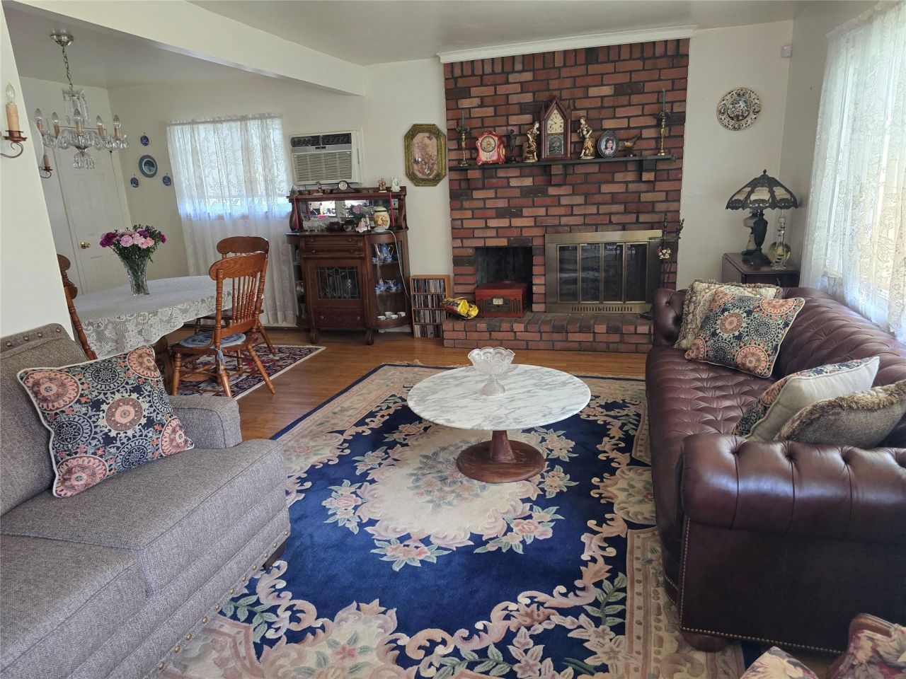 27 Leo Lane, Deer Park, NY 11729 Main Photo