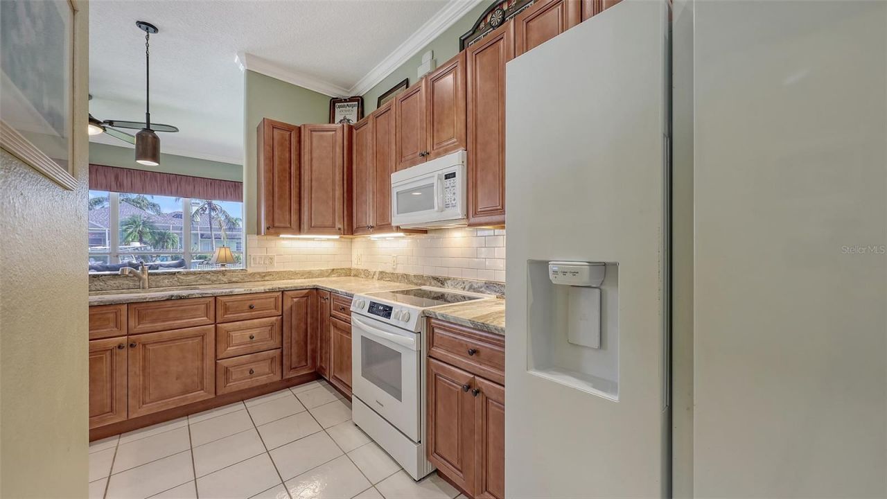 4735 Starboard Drive, Bradenton, FL 34208 Photo