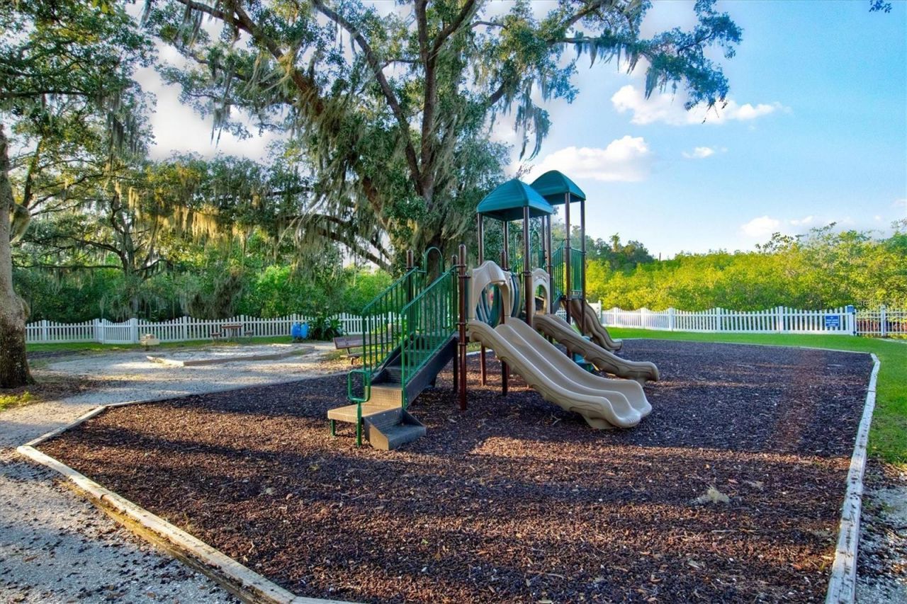 4735 Starboard Drive, Bradenton, FL 34208 Photo
