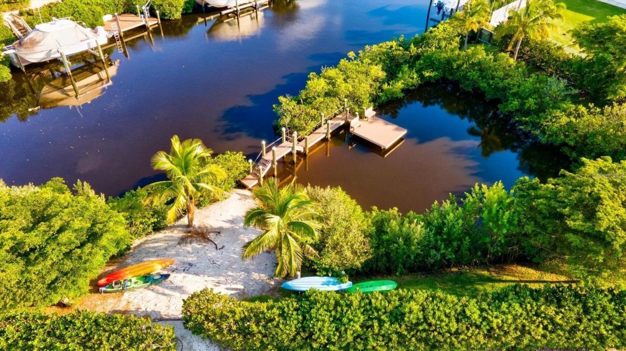 4735 Starboard Drive, Bradenton, FL 34208 Photo