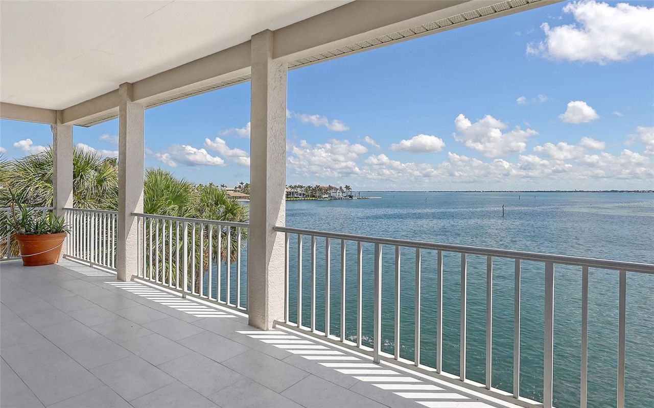 585 Gunwale Lane, Longboat Key, FL 34228 Photo