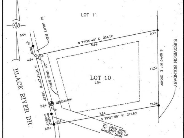 320 BLACK RIVER Drive, Madisonville, LA 70447