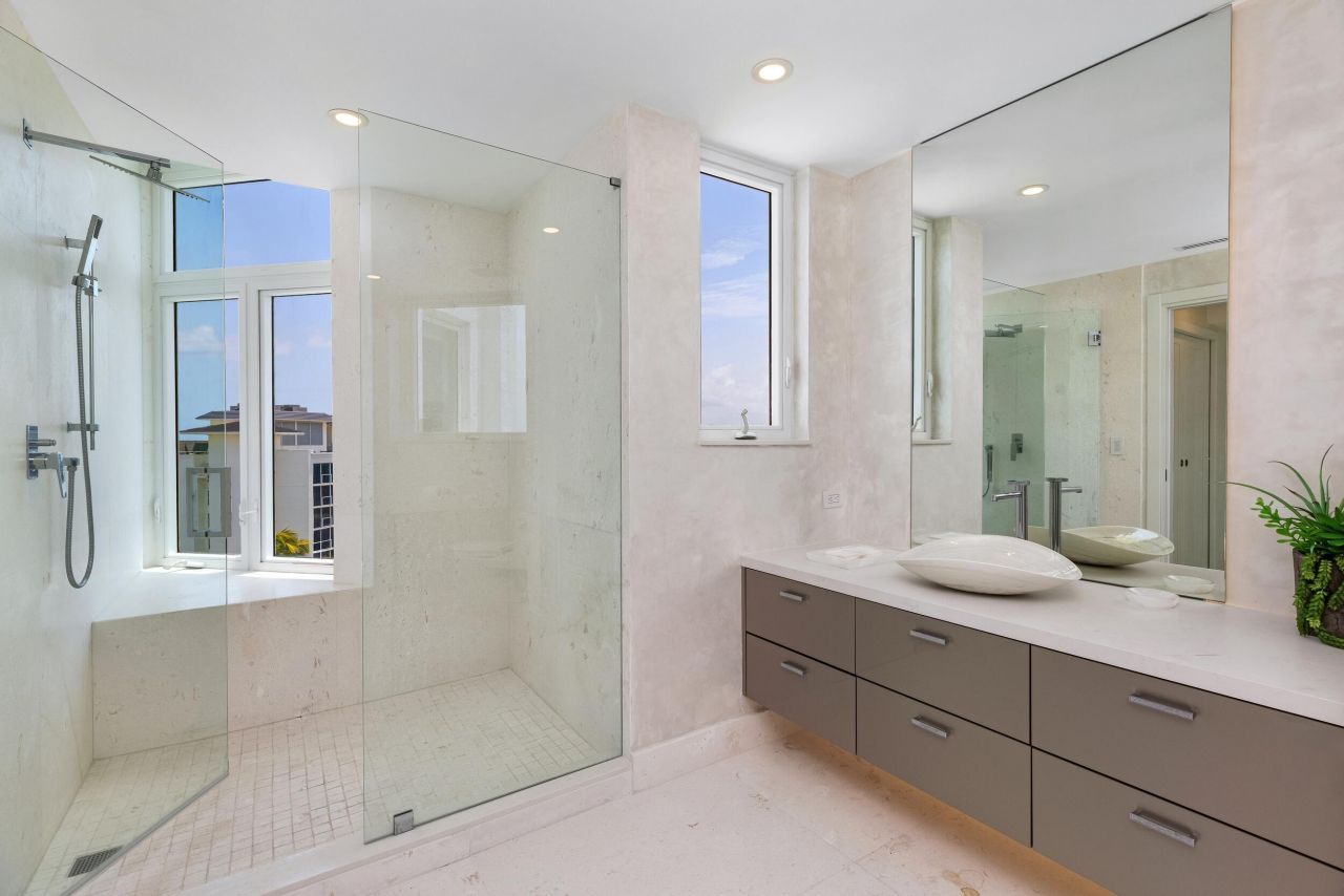 800 S Ocean Boulevard, Unit Ph6, Boca Raton, FL 33432 Photo