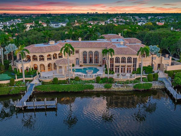 209 Commodore Drive, Jupiter, FL 33477