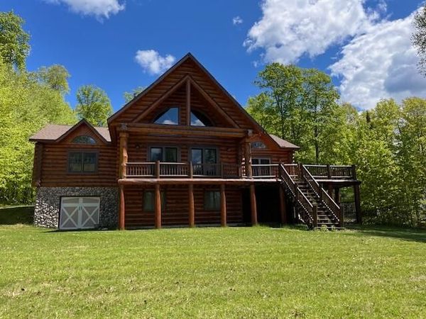 36881 W Scenic LN, Hulbert, MI 49748
