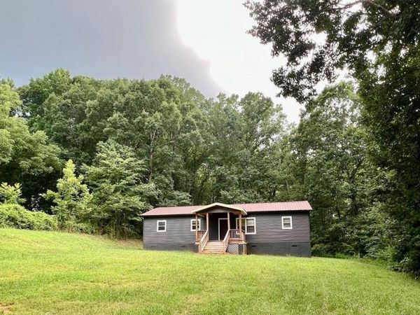 6581 Emerald Isle Drive, Sherrills Ford, NC 28673