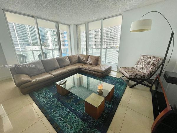 1155 Brickell Bay Dr, Unit 1401, Miami, FL 33131