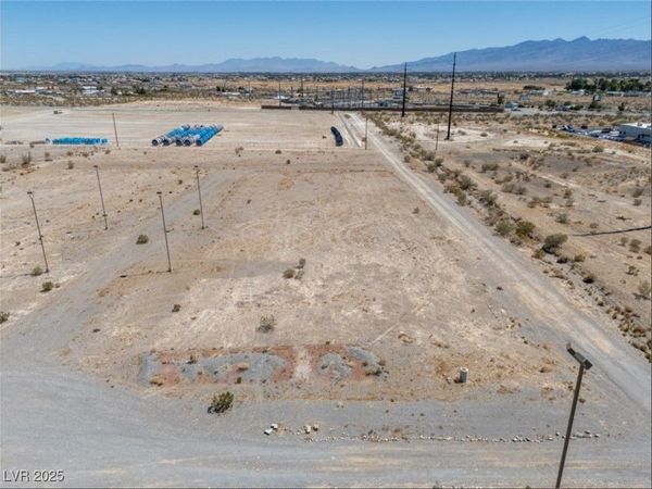 1341 S Powerline Road, Pahrump, NV 89048