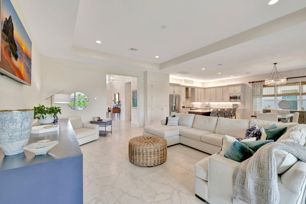 11050 SW Ivory Springs Lane, Port Saint Lucie, FL 34987 Photo